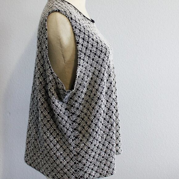 George Sleeveless Textured Black and White Top Size XL - Picture 4 of 6
